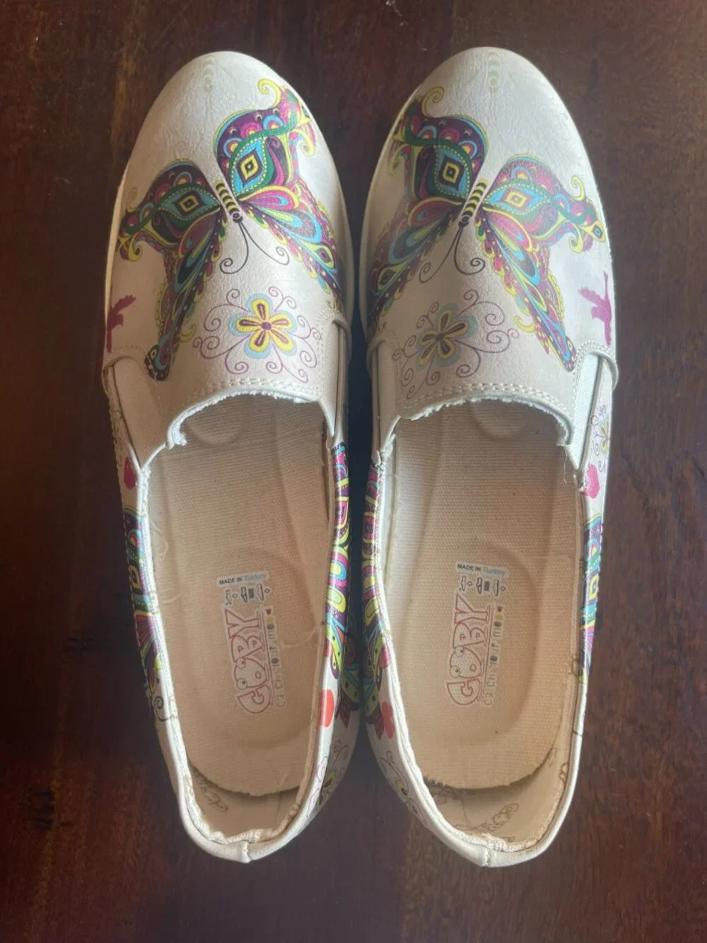 Walk Into Color Goby Handmade Slip-Ons Size 39